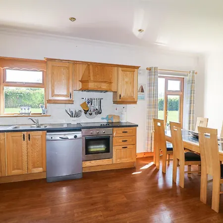 Lacey's Harbour بيت للعطل